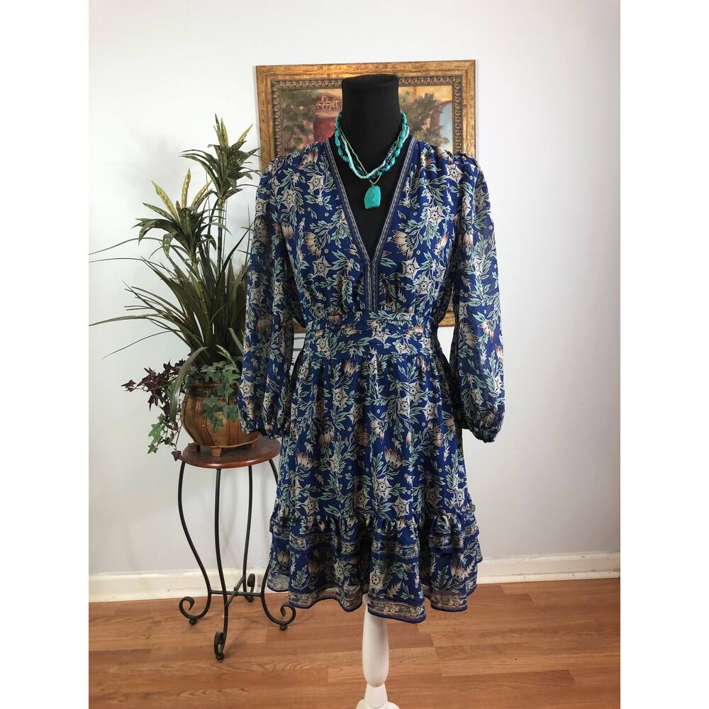 Max Studio Dress Women Small Blue Floral‎ V Neck Long Sleeve Tiered Boho Chic